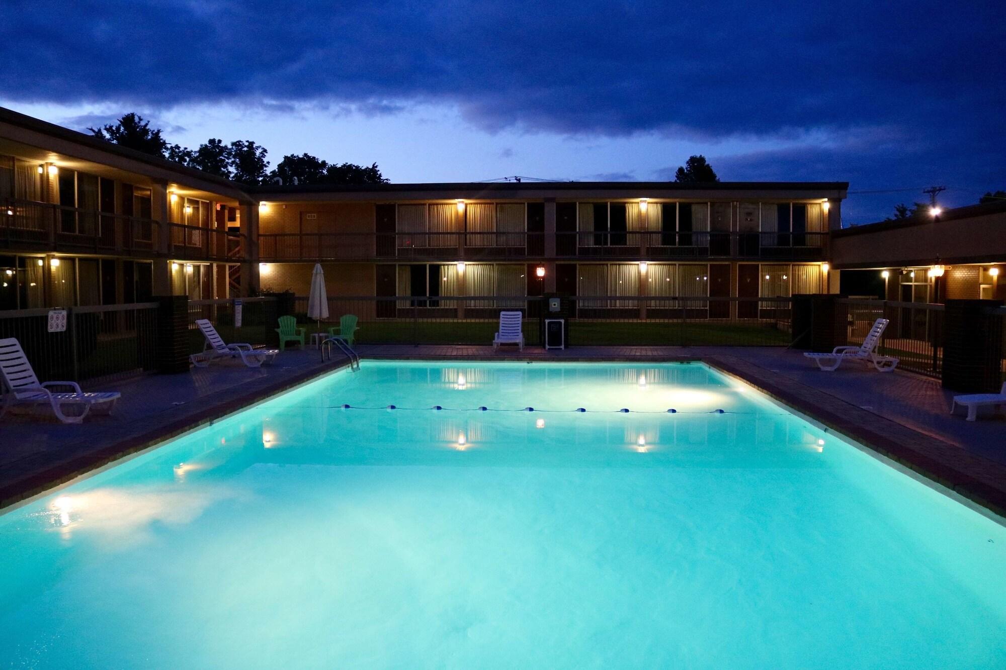 River Rock Hotel Mountain Home Luaran gambar