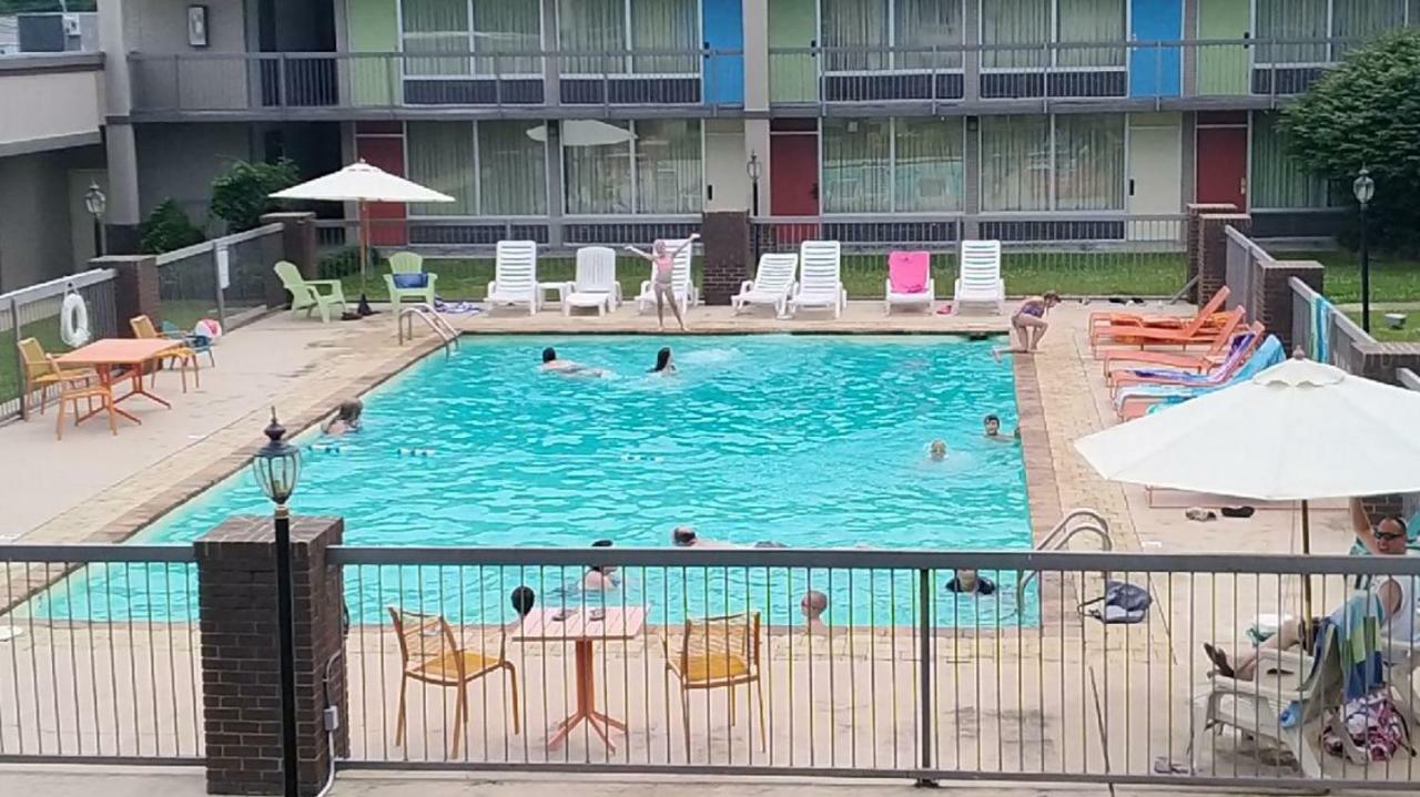 River Rock Hotel Mountain Home Luaran gambar
